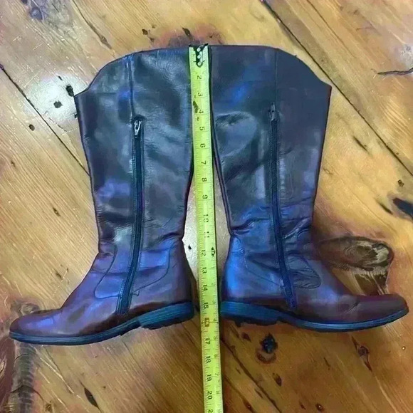 Born Brown Donya Tall Boots Leather Upper Size 7/38 M/W B73706 - Picture 4 of 12